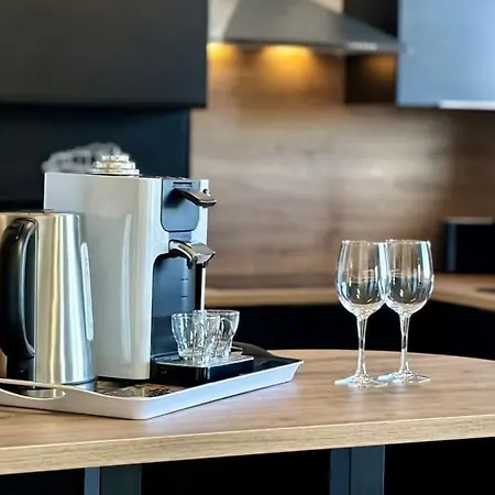 Le Point Virgule - Parking Prive - Clim Apartment