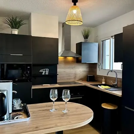 Le Point Virgule - Parking Privé - Clim Appartamento *