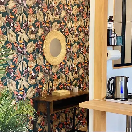 Le Point Virgule - Parking Privé - Clim